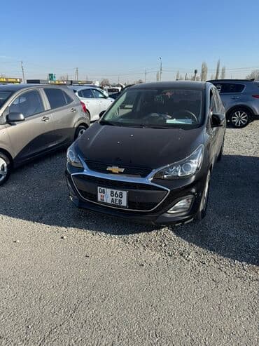 обмен с вашей доплатой: Chevrolet Spark: 2018 г., 1 л, Автомат, Бензиновая, Хэтчбэк — 1