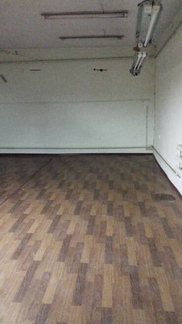 ремонт домов: 300 м², 8 комнат, Бронированные двери — 2