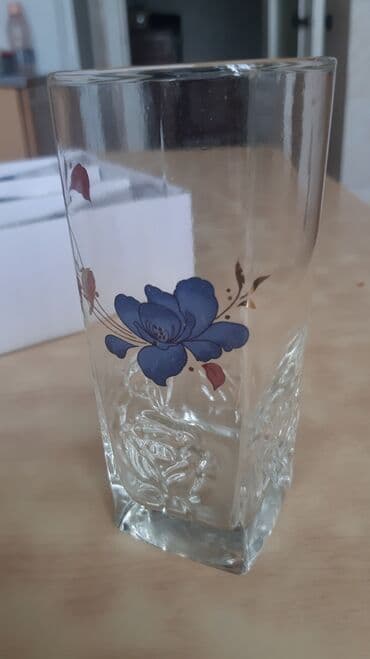 ваза бокал: Продаю стаканы стекло, N1: 6шт, высота14см 550с, N2: 6шт, высота15см — 1