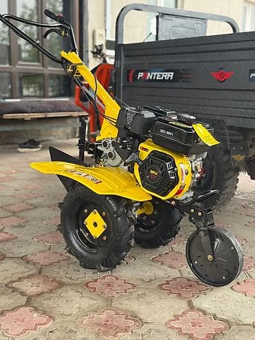 бензин: Мотоблок бензиновый (желтый), компактный и маневренный Описание: - — 1