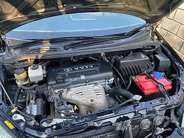 салон гольф 4: Toyota Ipsum: 2003 г., 2.4 л, Автомат, Бензин, Минивэн — 10