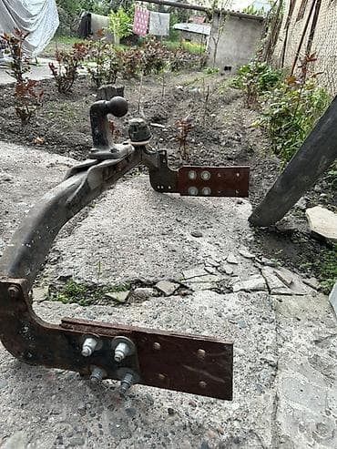 50: Фаркоп Для легковых авто Audi, Б/у, Самовывоз, Платная доставка — 2