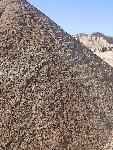 мелкий: Песок карьерный, просеянный - Фракция: мелкая/средняя, равномерная — 3