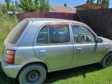 Nissan Март: 2001 г., 1 л, Автомат, Бензин, Хетчбек — 2