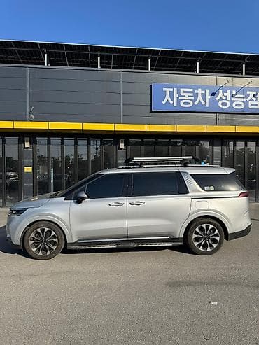 Kia Carnival: 2021 г., 2.2 л, Автомат, Дизель, Минивэн — 6