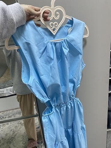 devit 3: Летнее платье без рукавов, небесно‑голубого цвета. Характеристики: - — 1