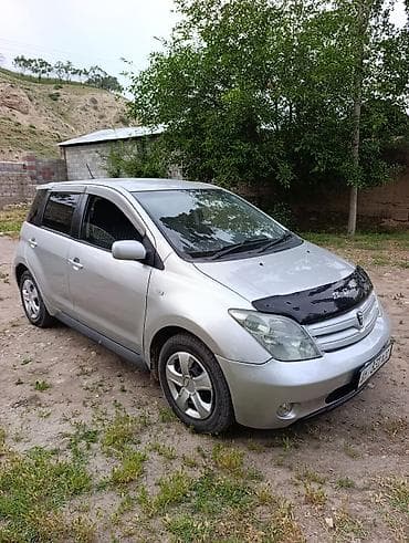 Toyota Ist: 2003 г., 1.5 л, Автомат, Хетчбек — 2
