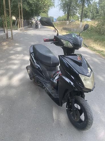 Унаа: Макси-скутер M8, 150 куб. см, Бензин, Колдонулган — 3