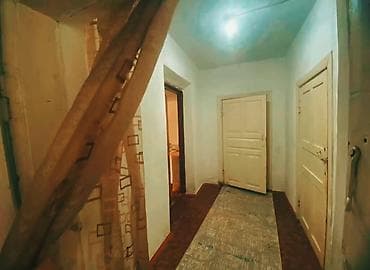 Дома: 5 БӨЛМӨЛҮҮ ҮЙ САТЫЛАТ 32 соток жер аянты Участок размери 140×23 Баасы — 6