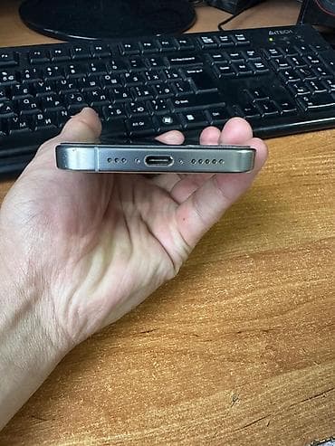 Мобильные телефоны: IPhone 15 Pro, Б/у, 256 ГБ, Natural Titanium, Кабель, 87 % — 3