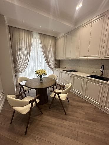 Квартиры: 2 комнаты, 75 м², Асанбай мкр Элитка, 1 этаж, Дизайнерский ремонт — 1