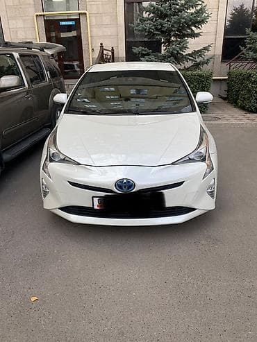 prius v: Toyota Prius: 2016 г., Гибрид, Хэтчбэк — 1