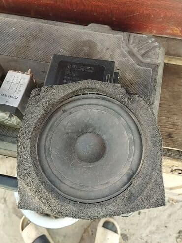 кровать подиум: Обшивка потолка Mercedes-Benz 1991 г. — 14