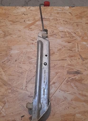 нужен кафельщик: Домкрат винтовой автомобильный с ручкой, и ключ баллонник 19мм ! — 3