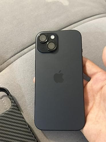iphone 15 mini: IPhone 15, Б/у, 128 ГБ, Midnight, Чехол, 83 % — 2