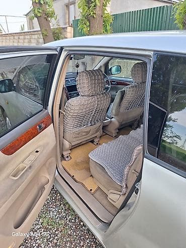 Транспорт: Toyota Ipsum: 2001 г., 2.4 л, Автомат, Газ, Вэн/Минивэн — 4