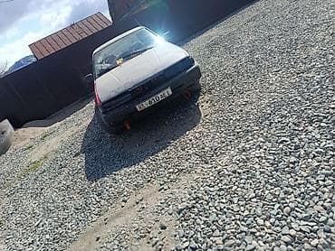 раф читири: Тюнингованный седан (4 двери) с ярким спортивным стилем. Основные — 5