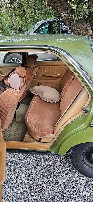 Mercedes-Benz W123: 1982 г., 2 л, Механика, Бензин, Седан at lalafo.kg Mercedes-Benz W123: 1982 г., 2 л, Механика, Бензин, Седан