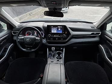 Toyota Highlander: 2021 г., 3.5 л, Автомат, Бензин, Кроссовер — 7