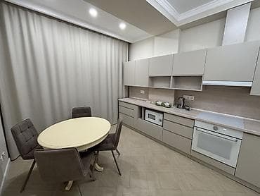 Кыймылсыз мүлк: 1 бөлмө, Душ кабинасы, Жаздык, жууркан-төшөк каптары, Кондиционер — 3