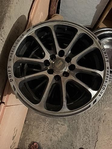 diska r13: Литые диски DRIFT WHEELS (надпись на борте: DRIFT-WHEELS.CO.UK) - — 1