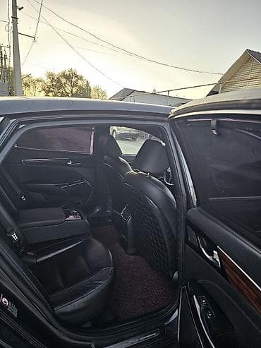 corolla verso: Kia K7: 2017 г., 3 л, Автомат, Газ, Седан — 7