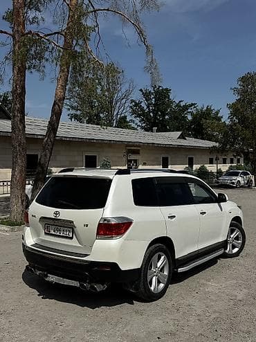 210 задний бампер: Toyota Highlander: 2011 г., 3.5 л, Автомат, Бензин, Кроссовер — 8