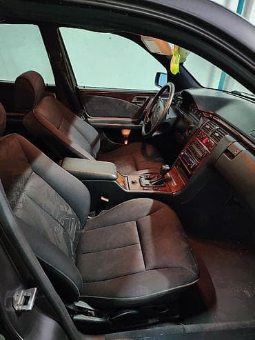 бампер rf1: Mercedes-Benz E-Class: 1995 г., 2.3 л, Механика, Бензин, Седан — 5
