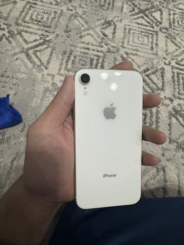IPhone Xr, Б/у, 128 ГБ, Белый, 77 %