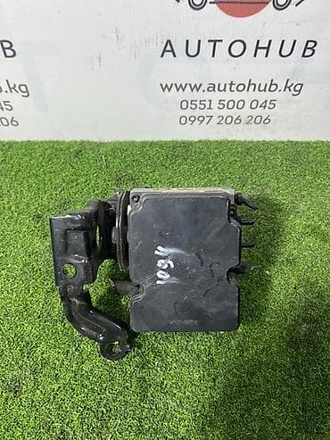 Автозапчасти: Блок ABS Hyundai 2018 г., Б/у, Оригинал, Корея — 1