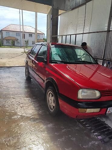 1221 2: Volkswagen Golf: 1993 г., 1.8 л, Бензин, Хэтчбэк — 3
