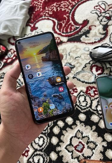 redmi a: Samsung Galaxy A11, Б/у, 32 ГБ, цвет - Красный, 2 SIM — 3