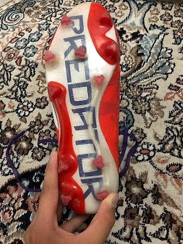 шипы на обувь: Футбольные бутсы Adidas Predator (FG) - Серия: Predator (маркировка — 3