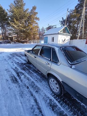 e53 клапана: Audi 80: 1986 г., 1.8 л, Механика, Седан — 5