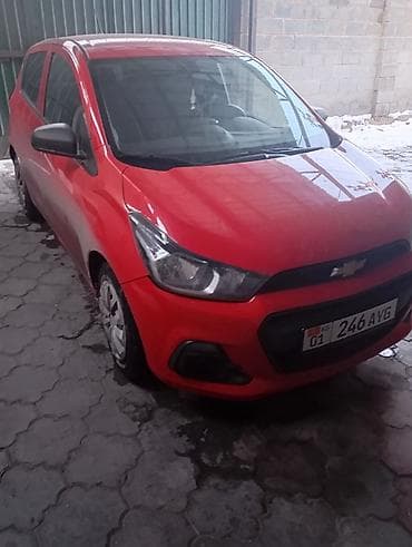 Chevrolet Spark: 2016 г., 1 л, Вариатор, Бензин, Хэтчбэк at lalafo.kg Chevrolet Spark: 2016 г., 1 л, Вариатор, Бензин, Хэтчбэк