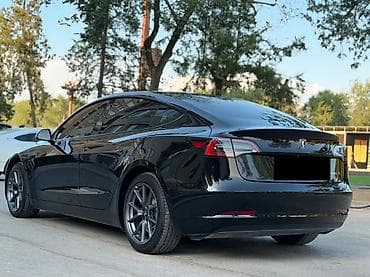 Продажа авто: Tesla Model 3: 2023 г., Электромобиль, Седан — 5
