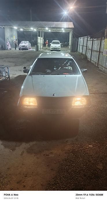 audi 100: Audi 100: 1988 г., 2.3 л, Бензин, Седан — 5