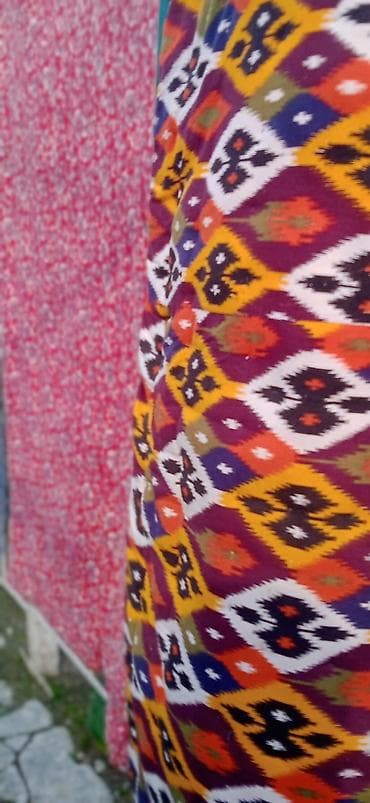 дизайнер по мебели: Резной деревянный буфет с ручной росписью - Материал: массив дерева — 3