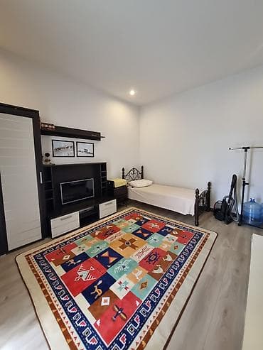 квартип: 3 комнаты, 70 м², Сталинка, 3 этаж, Евроремонт — 8
