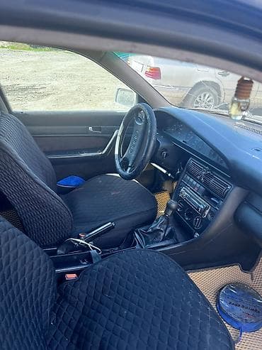 step 2: Audi 100: 1992 г., Механика, Седан — 4