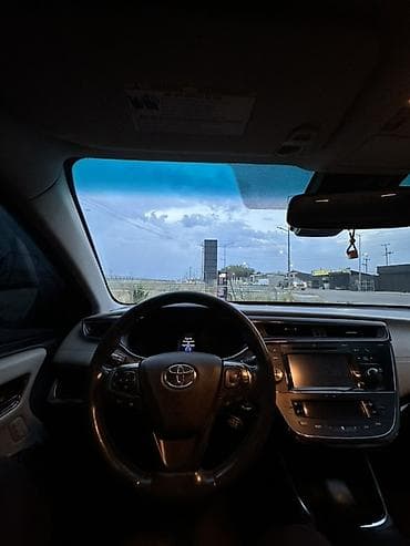 Продажа авто: Toyota Avalon: 2017 г., Гибрид, Седан — 7