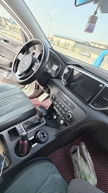 пежеро спорт: Kia Sportage: 2019 г., 2 л, Автомат, Дизель, Кроссовер — 6