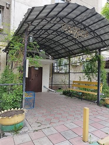 Квартиры: 3 комнаты, 64 м², 105 серия, 4 этаж, Старый ремонт — 8