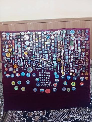 куплю советские: Большая коллекция значков (пины, нагрудные и сувенирные). Значки — 1