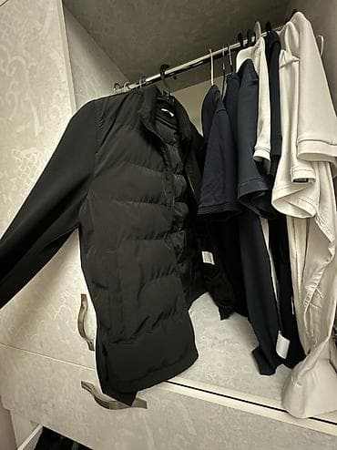 тигил: Эркектердин курткасы, L, Zara, Жаңы, түсү - Кара, Өзү алып кетүү, Акылуу жеткирүү — 3