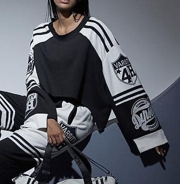 Женский свитшот в стиле varsity/колледж. - Цвет: черно‑белый. - Крой