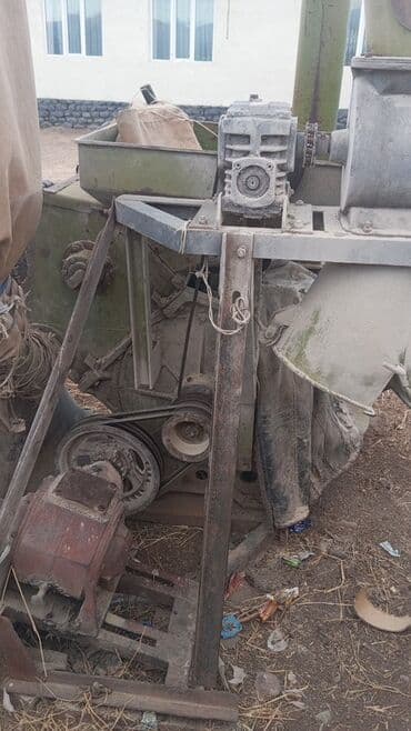 оборудование для столовых: Комбинированная зернодробилка/кормоизмельчитель с циклонным отсосом и — 4