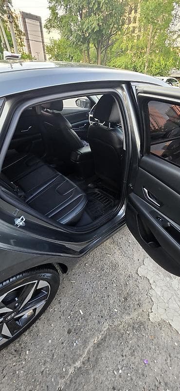 hongqi h5: Hyundai Avante: 2022 г., 1.6 л, Автомат, Седан — 8