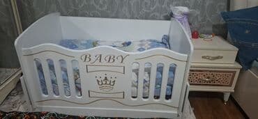 Манеж-кровать, Новый, С комодом, Дерево