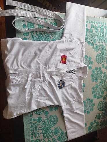 Комплект для тхэквондо ITF. Состав: - Добок ITF (куртка и штаны) с at lalafo.kg Комплект для тхэквондо ITF. Состав: - Добок ITF (куртка и штаны) с